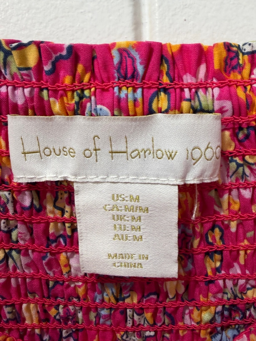 House of Harlow 1960 Pink Floral Smocked Top Dress - Picture 6 of 10